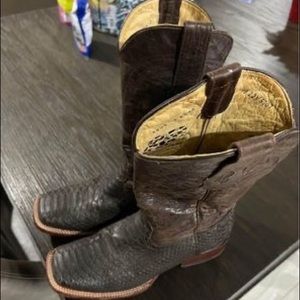 Exotic Python- great condition